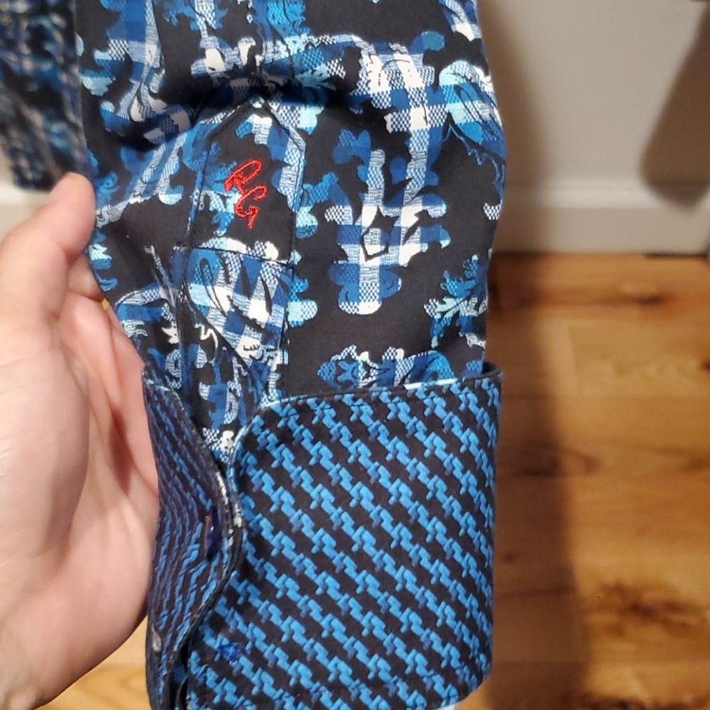 Robert Graham button down - Picture 3 of 4